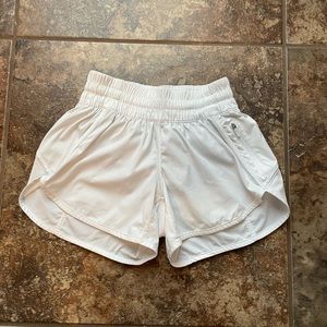 Lulu White Shorts